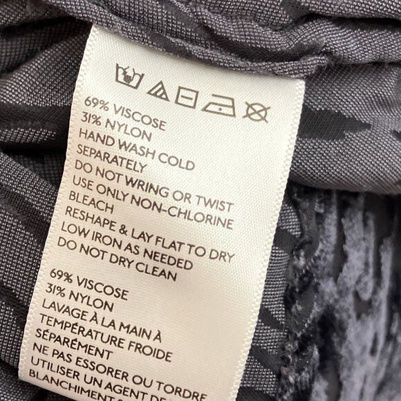 Ecote Medium M Urban Outfitters Gray Velvet Burnout Open‎ Front Draped Cardigan - Picture 4 of 4